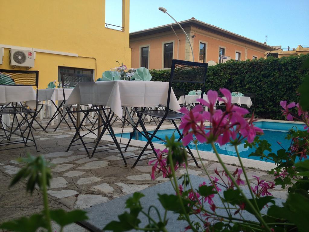 Hotel La Conchiglia Marciana Marina  Exterior photo