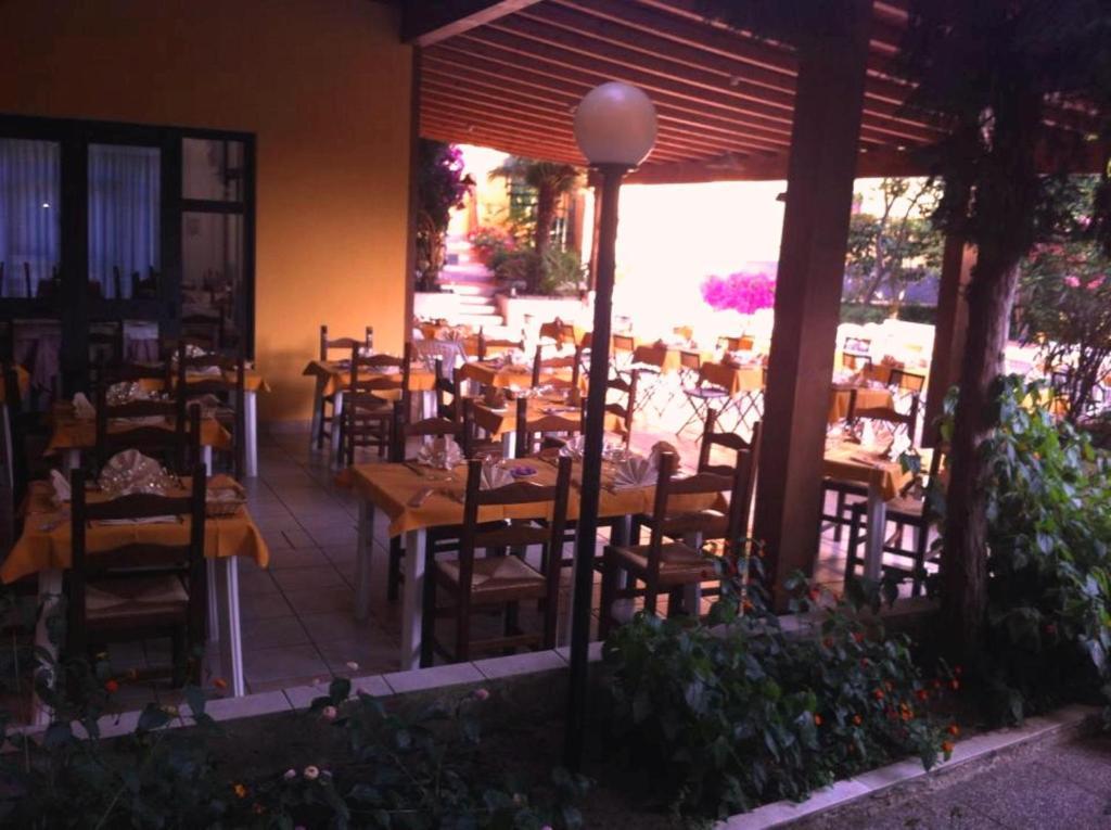Hotel La Conchiglia Marciana Marina  Exterior photo